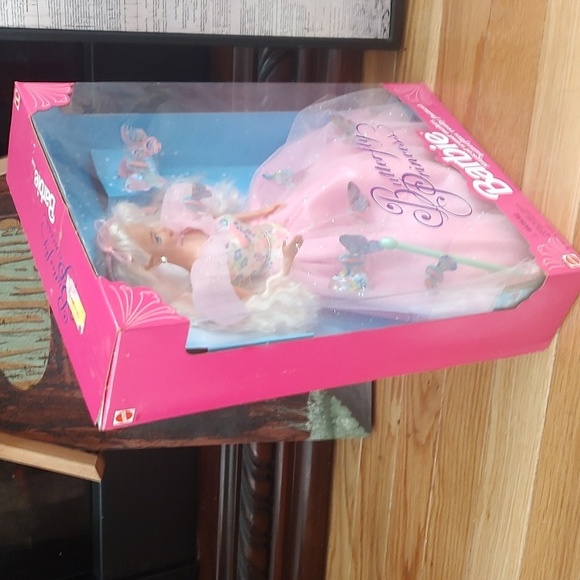 Butterfly Princess Barbie - Picture 11 of 11